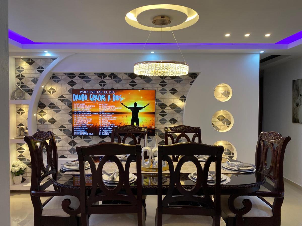 Vip Home 산티아고 데 로스 카바예로스 외부 사진