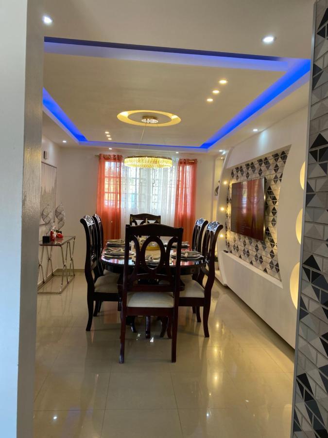 Vip Home 산티아고 데 로스 카바예로스 외부 사진