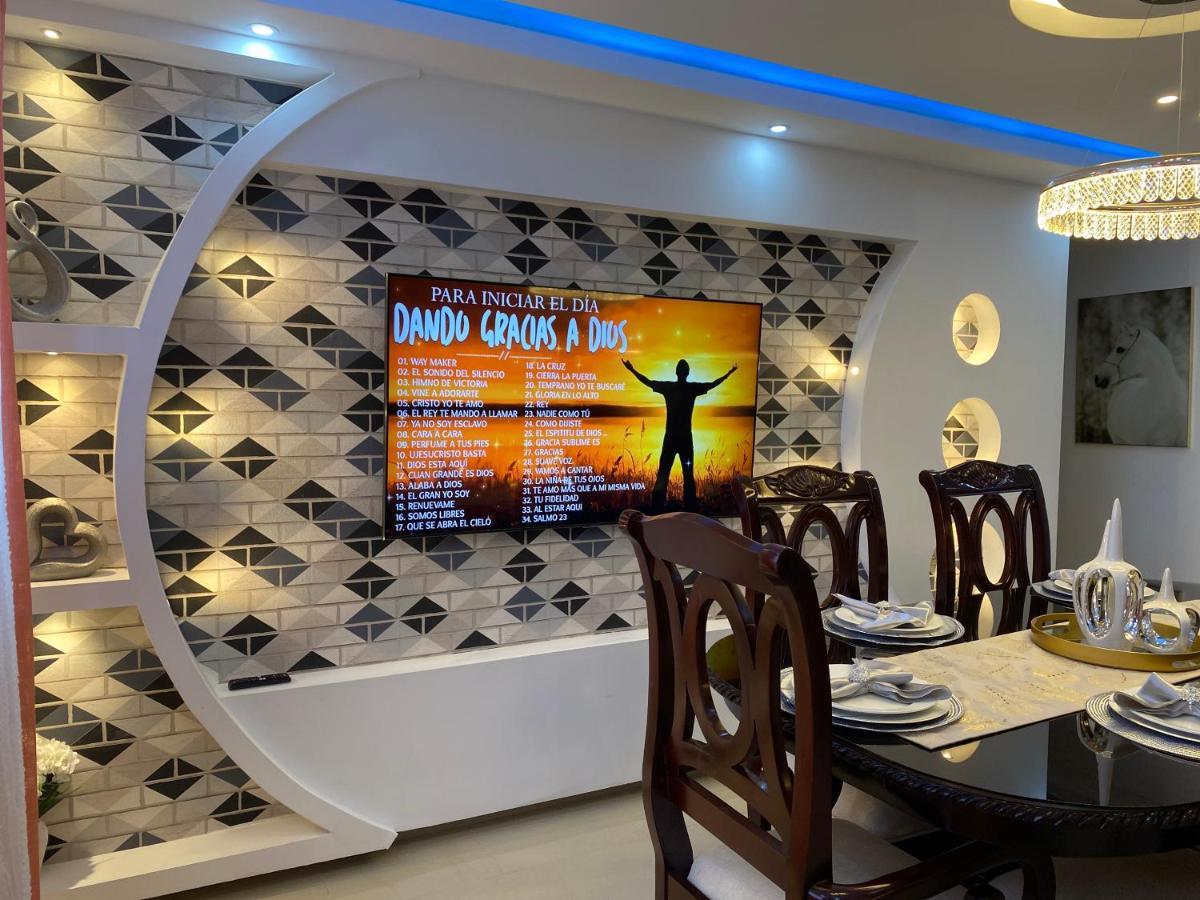 Vip Home 산티아고 데 로스 카바예로스 외부 사진
